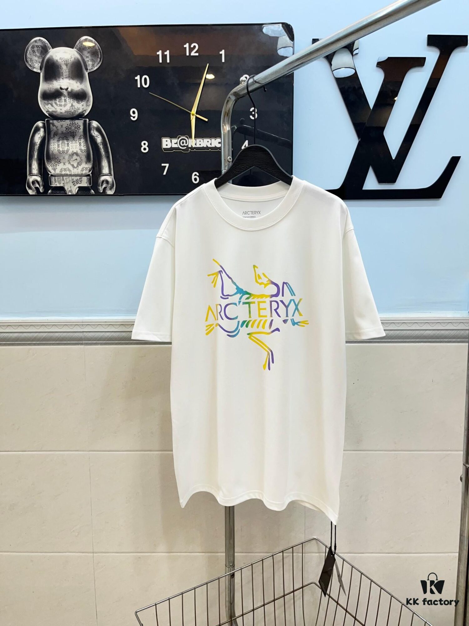 6931a151ccd8ab3d7af95440 Ayc Teryx Arc'teryx 2025 FW Junior Bird Logo Premium Print Short Sleeve Tee, 280g Double Cotton Fabric, Soft and Comfortable Wear, Custom Ribbed Collar Dyed in Same Dye Bath, Full Three Labels, Unisex Design, High Version for Comparison