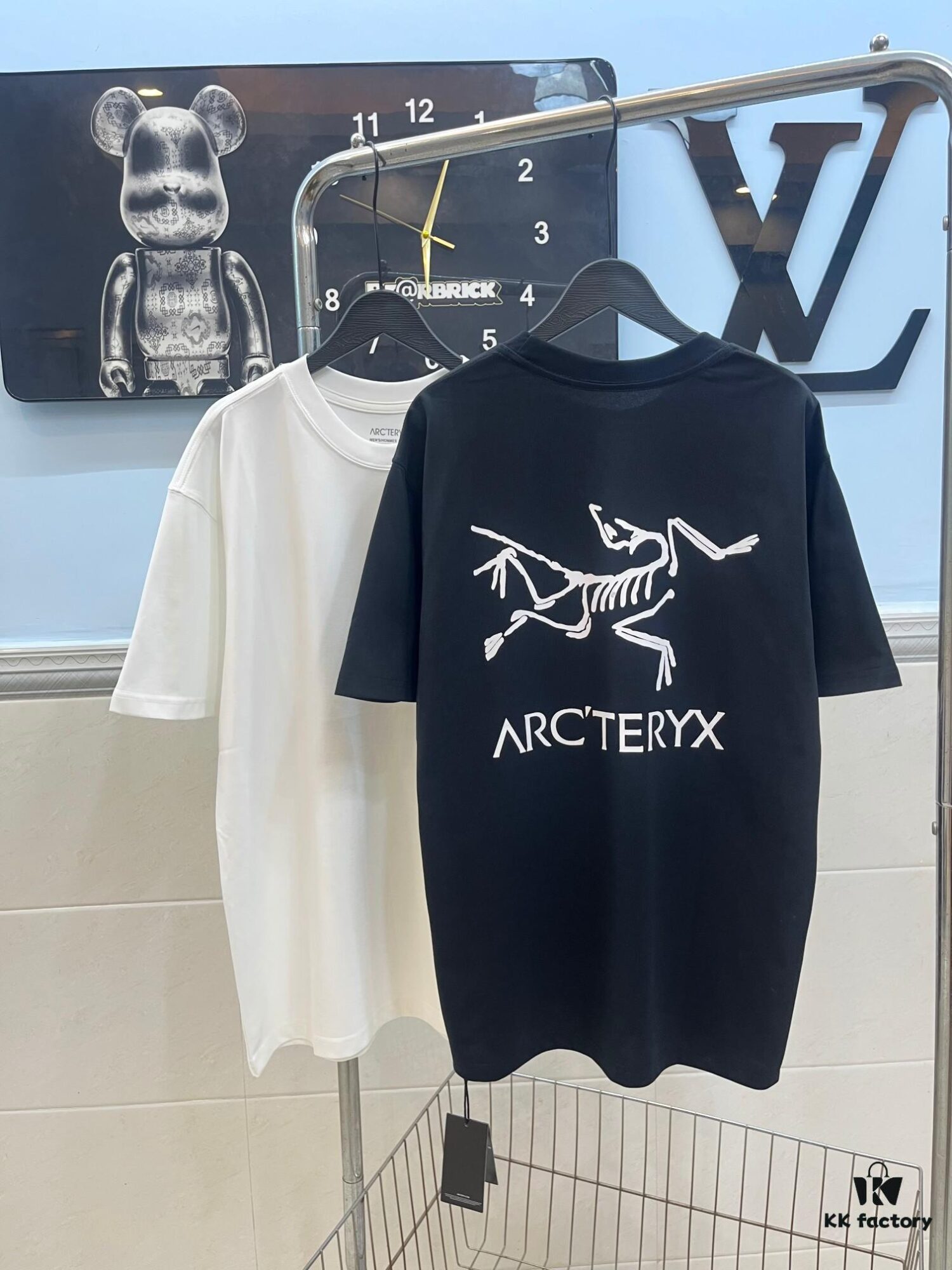 6931a151ccd8ab3d7af9544b Ayc Teryx Arc'teryx 2025 FW Junior Bird Logo Premium Print Short Sleeve T-Shirt, 280g Pure Cotton Double-Yarn Fabric, Soft and Comfortable Fit, Custom Rib Knit with Matching Dye, Full Trims, Unisex Design, High-Version Comparable