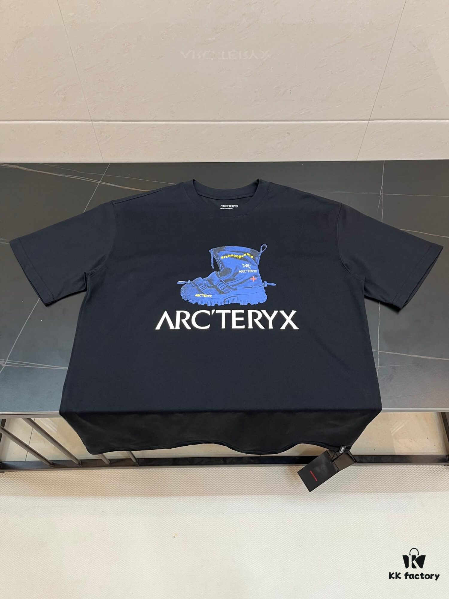 6931a152ccd8ab3d7af95454 Ayc Teryx Arc'teryx 2025FW Junior Bird Logo Premium Print Short Sleeve T-Shirt, 280g Double-Yarn Pure Cotton Fabric, Soft and Comfortable Fit, Custom Rib Knit with Matching Dye, Full Triple Labels, Unisex Design, High Version for Comparison