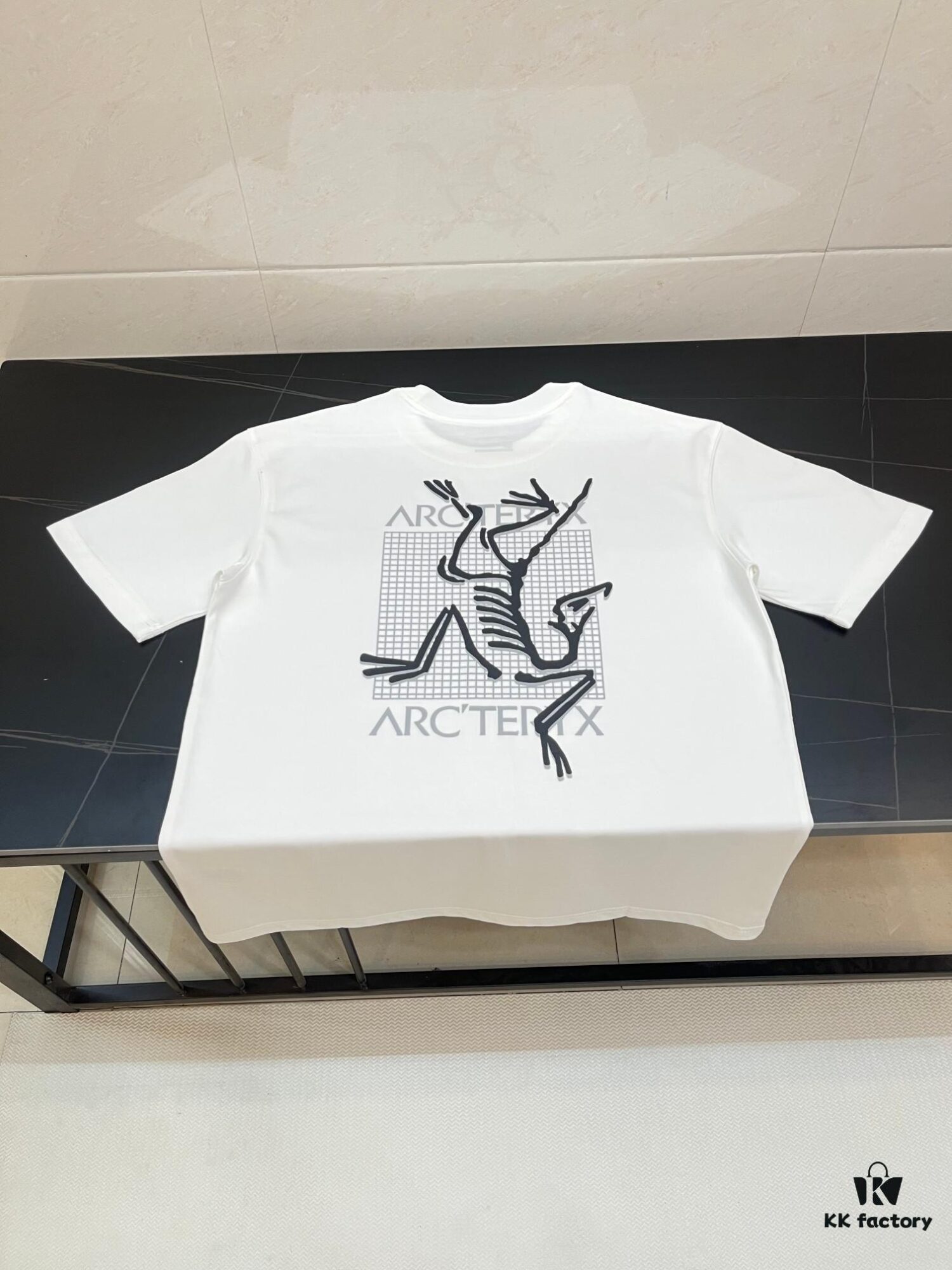 6931a155ccd8ab3d7af9548a Ayc Teryx Arc'teryx 2024FW Short Sleeve T-Shirt, Bird Logo Print Tee, 280g Pure Cotton Double-Yarn Fabric, Soft and Comfortable Fit, Custom Rib Knit Collar Same-Dye Process, Full Trims, Unisex Design, High-Quality Version