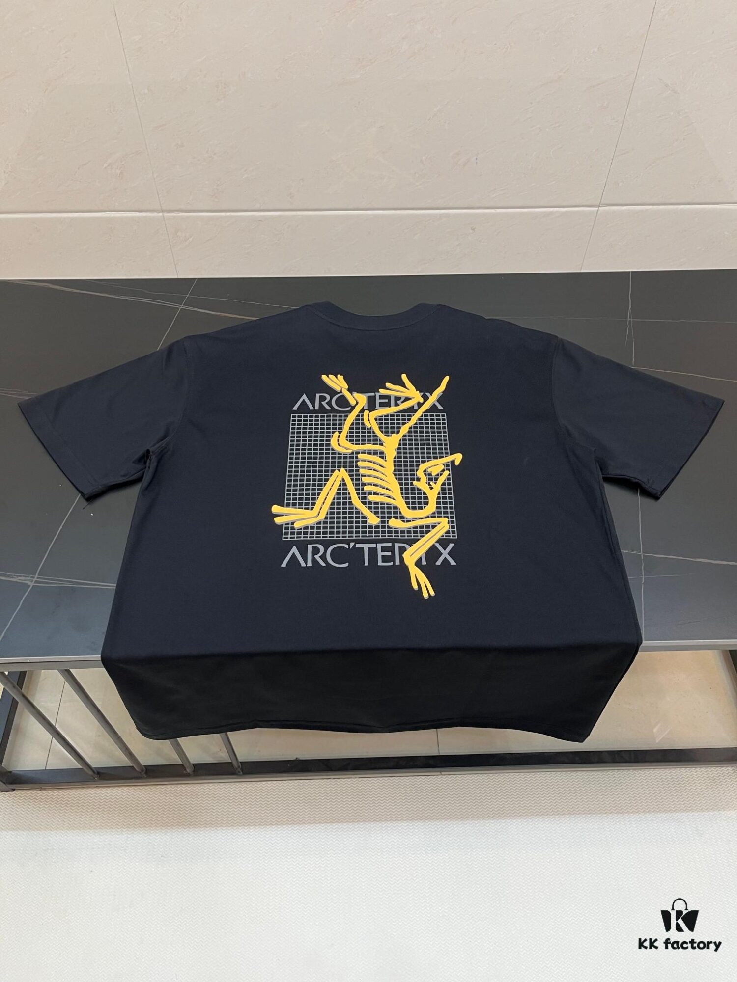 6931a155ccd8ab3d7af9548b Ayc Teryx Arc'teryx 2024FW Short Sleeve T-Shirt, Bird Logo Print Tee, 280g Pure Cotton Double-Yarn Fabric, Soft and Comfortable Fit, Custom Rib Knit Collar Same-Dye Process, Full Trims, Unisex Design, High-Quality Version