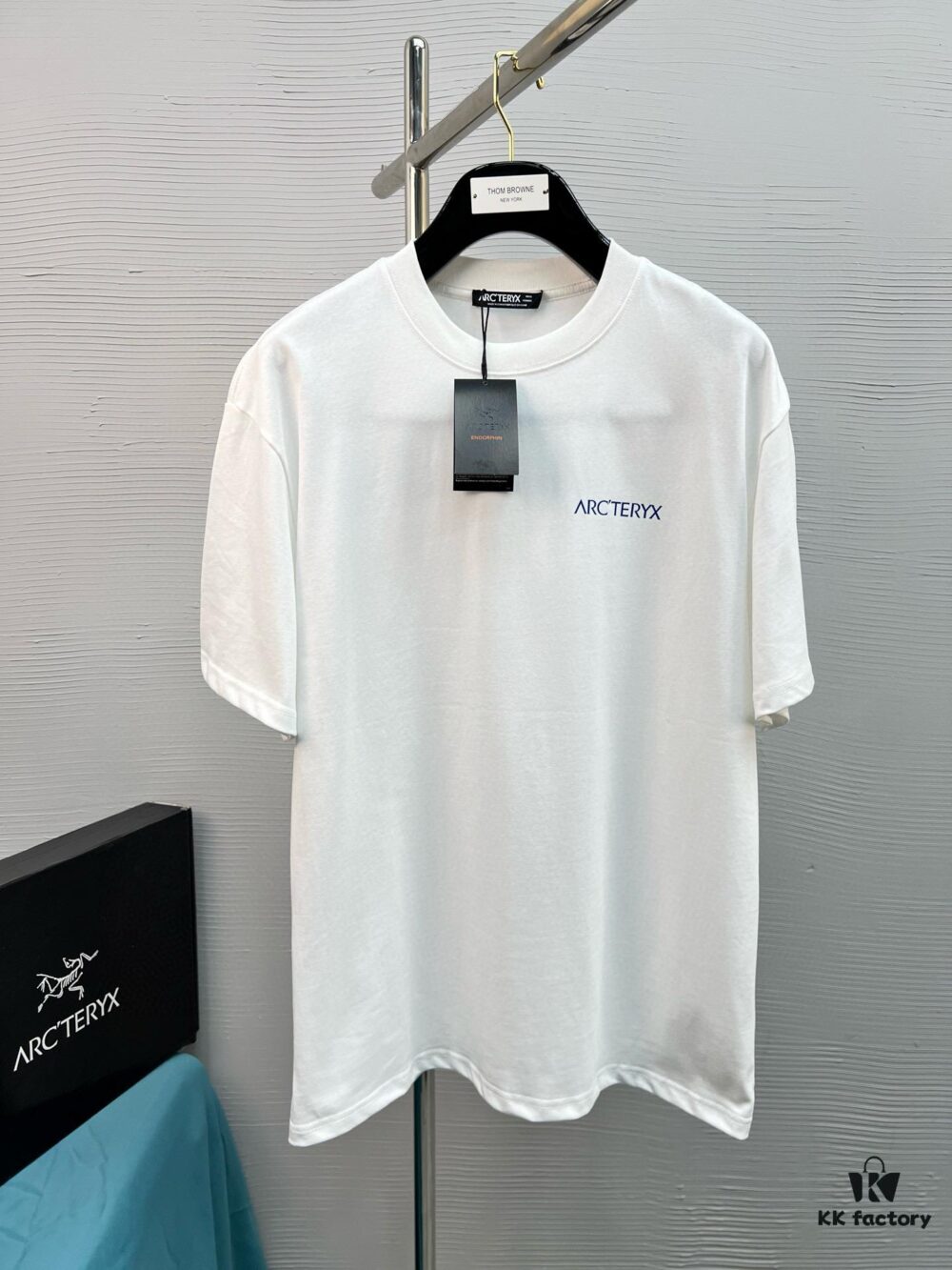 6931a156ccd8ab3d7af954a1 Arc'teryx High-Quality SS25 Screen-Printed T-Shirt, Classic Colorway, Premium 280g Cotton, Bear Series Design