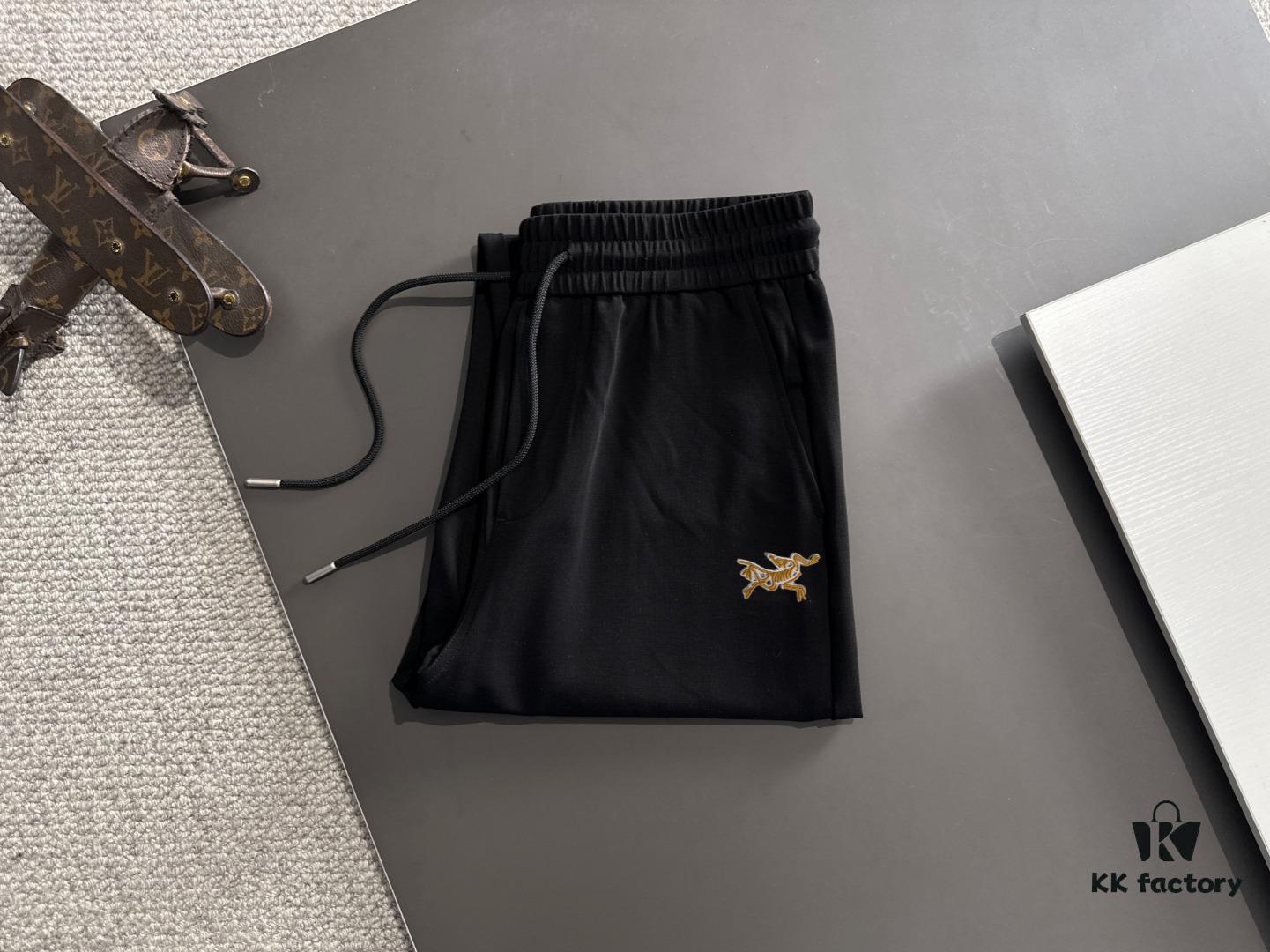 6931a160ccd8ab3d7af95573 Shizhuniao 2025 Spring and Summer New Elastic Waist Casual Pants, Lightweight Custom Counter Fabric, Highly Breathable and Comfortable, Exquisitely Designed with Brand Elements for Premium Quality, Soft and Smooth Touch, Stylish Relaxed Cut with Excellent Fit