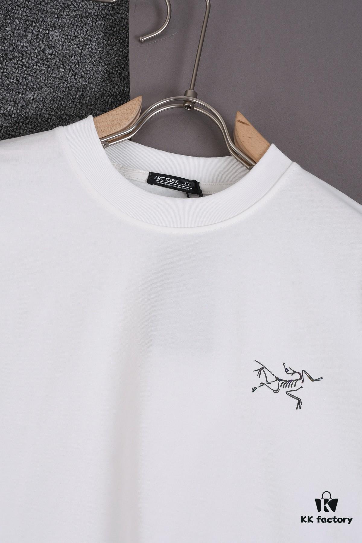 6931a165ccd8ab3d7af955d0 New Arrival 25S Arc'teryx Embossed Logo T-Shirt, Pre-washed Cotton Fabric, Unisex Loose Fit