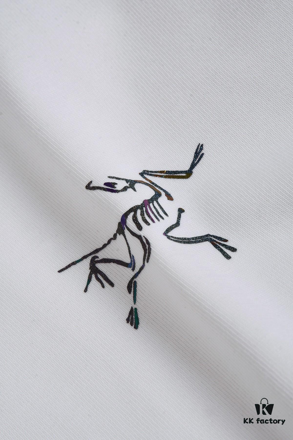 6931a165ccd8ab3d7af955d4 New Arrival 25S Arc'teryx Embossed Logo T-Shirt, Pre-washed Cotton Fabric, Unisex Loose Fit