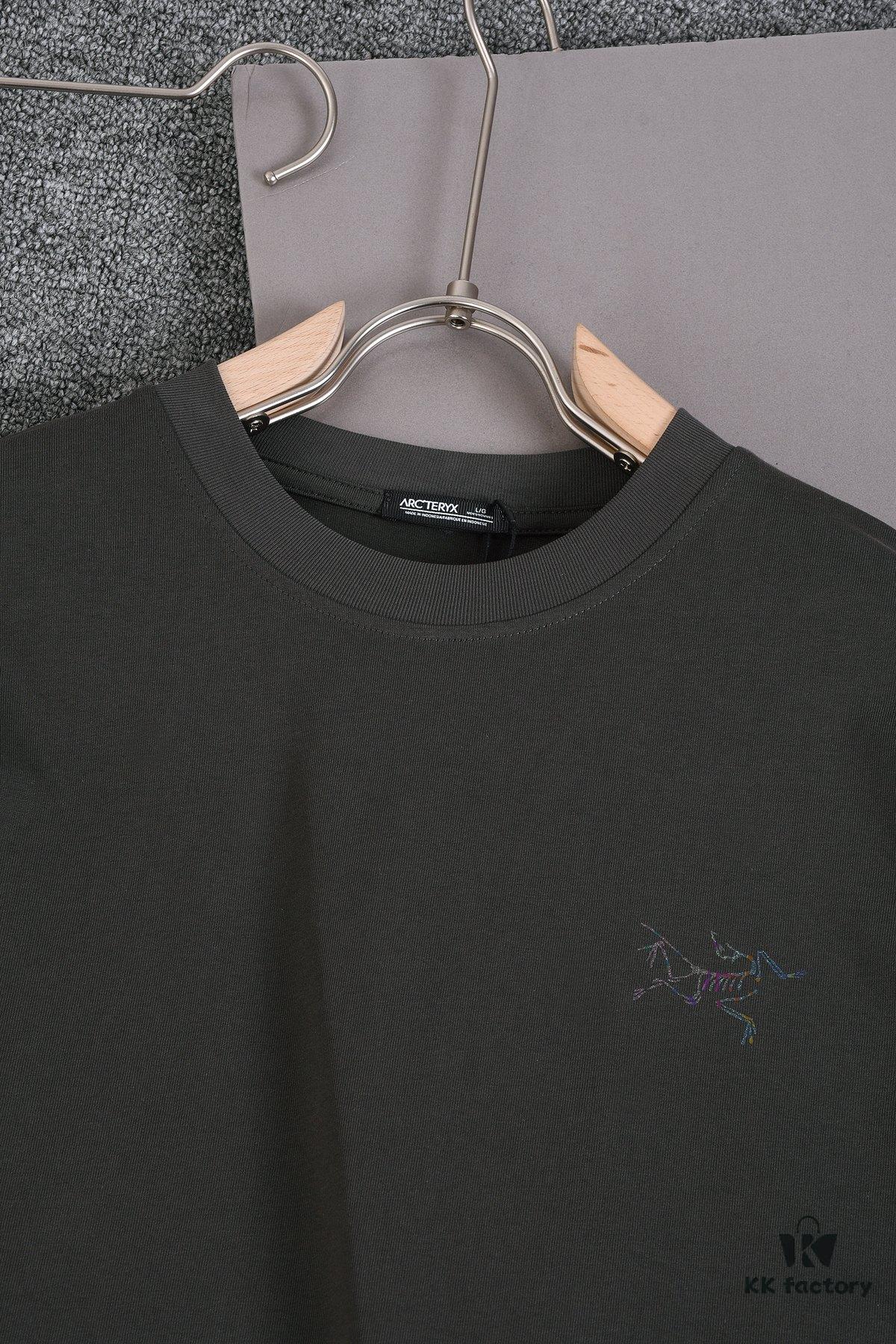 6931a165ccd8ab3d7af955d9 New Arrival 25S Arc'teryx Embossed Logo T-Shirt, Pre-washed Cotton Fabric, Soft and Comfortable, Unisex Loose Fit