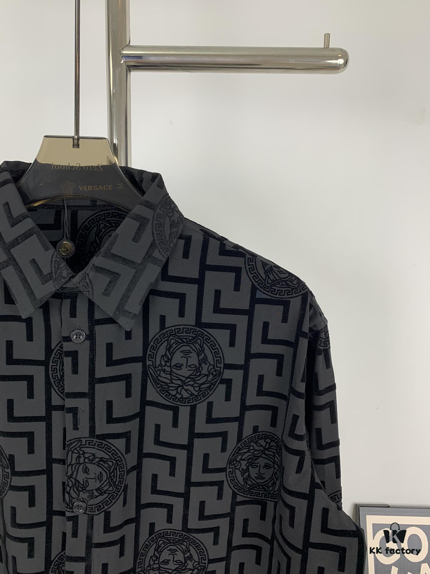 6931a171ccd8ab3d7af956cf New Versace VERSACE 2024 SS Unisex Flocked Shirt with Logo Buckle, Cotton Satin Fabric with Subtle Stretch