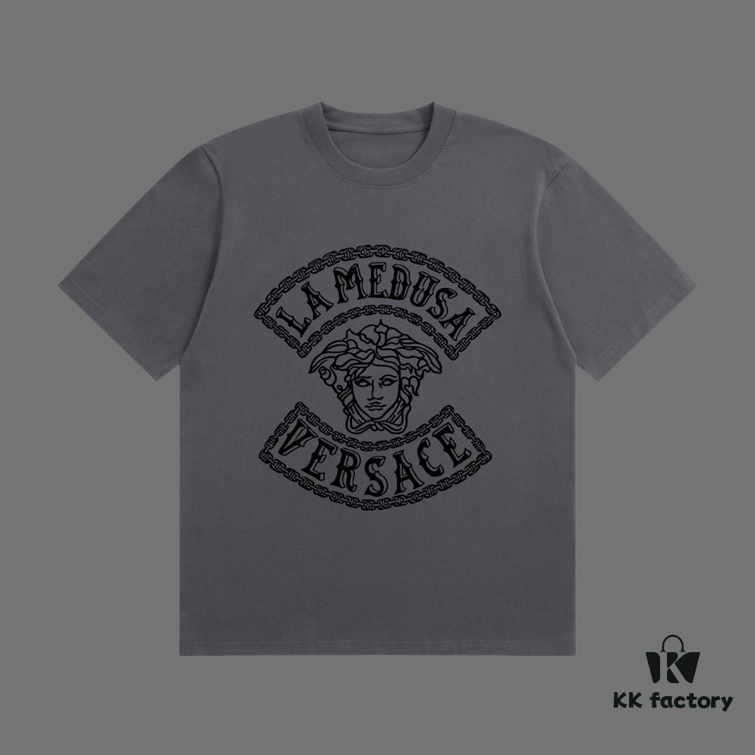 6931a180ccd8ab3d7af957ec VERSACE 2025 Fall Spring/Summer Collection Medusa Logo Short-Sleeve T-Shirt Premium Quality, Distinct from Regular Prints, Custom-Woven 270G 32-Count Double-Yarn Pure Cotton Fabric, Relaxed Fit Unisex Design