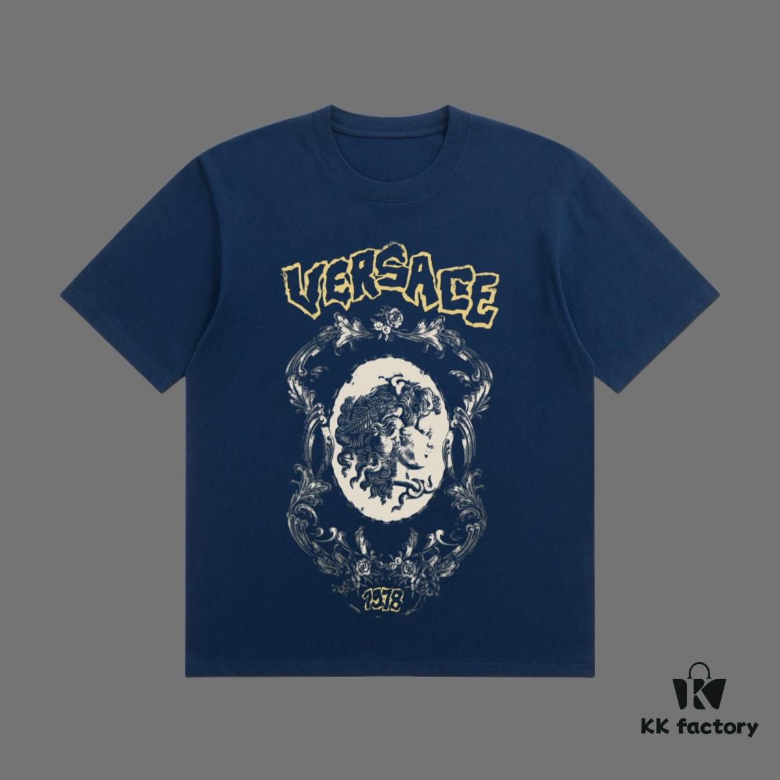 6931a189ccd8ab3d7af958a0 VERSACE 2025 Fall Spring/Summer Collection Medusa Logo Short Sleeve T-Shirt Premium Quality, Custom Woven 270G 32-Count Double-Yarn Pure Cotton Fabric, Relaxed Fit Unisex Design