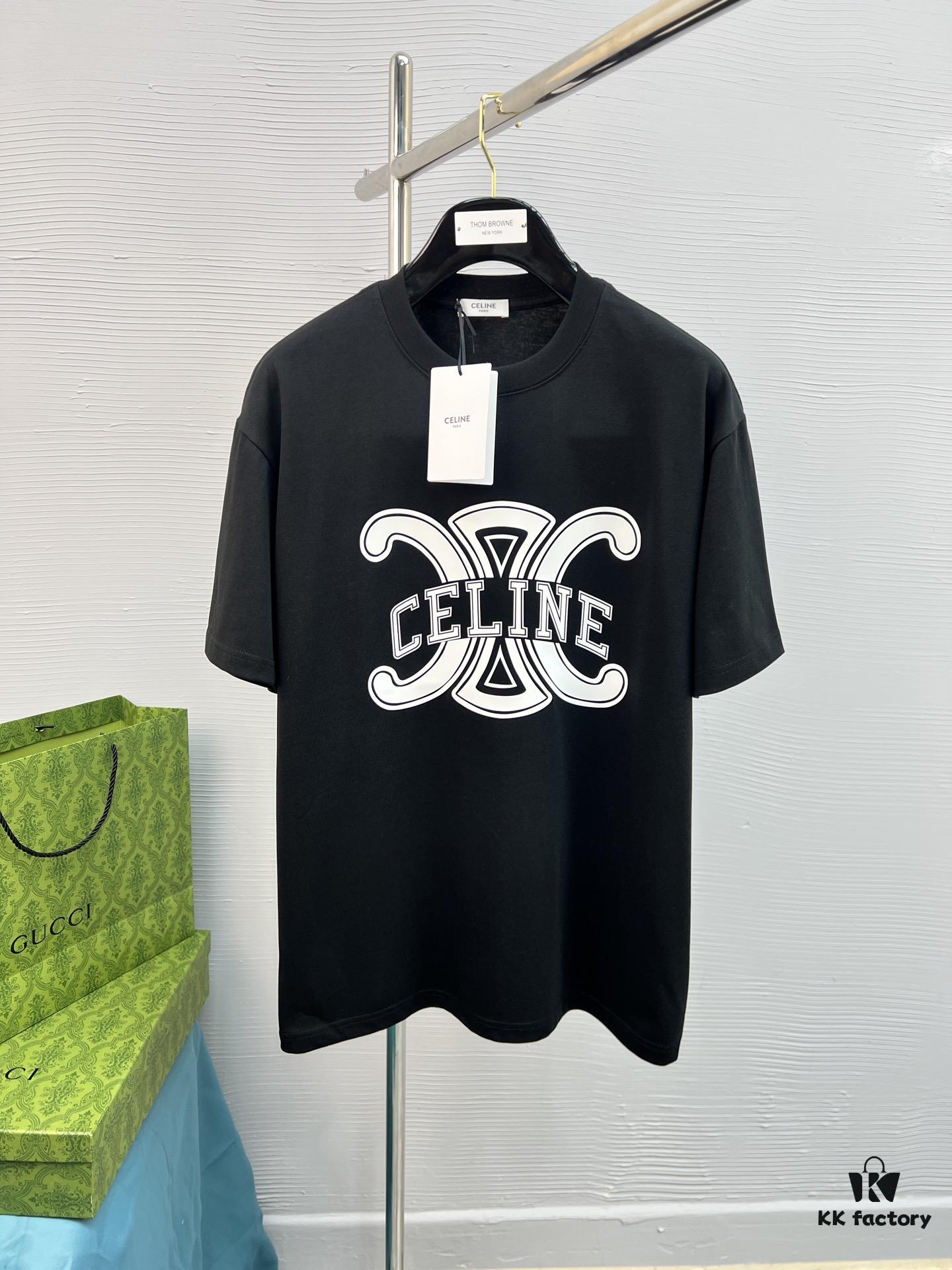 6931a198ccd8ab3d7af959df High-Quality CELINE 25SS Classic Color T-Shirt New Arrival! Featuring a youthful and vibrant design from the latest teddy bear collection, crafted with premium heat-transfer printing techniques for strong dimensional color transitions. Made from selected 280g pure cotton fabric—soft, comfortable, and perfect for spring and summer. Pairs effortlessly with jeans, chinos, or shorts, this is a must-have wardrobe staple.