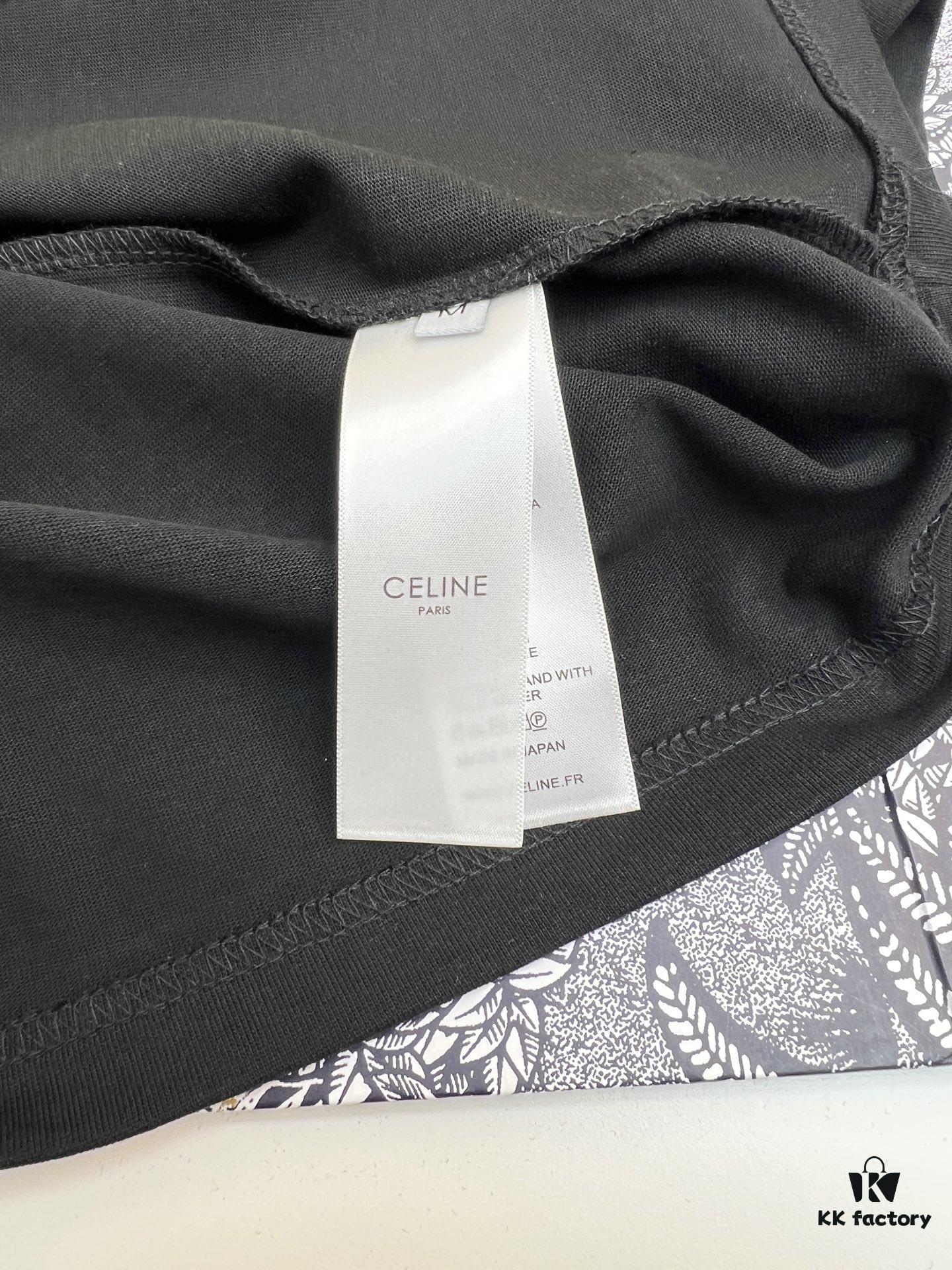 6931a199ccd8ab3d7af959e6 High-Quality CELINE 25SS Classic Color T-Shirt New Arrival! Featuring a youthful and vibrant design from the latest teddy bear collection, crafted with premium heat-transfer printing techniques for strong dimensional color transitions. Made from selected 280g pure cotton fabric—soft, comfortable, and perfect for spring and summer. Pairs effortlessly with jeans, chinos, or shorts, this is a must-have wardrobe staple.
