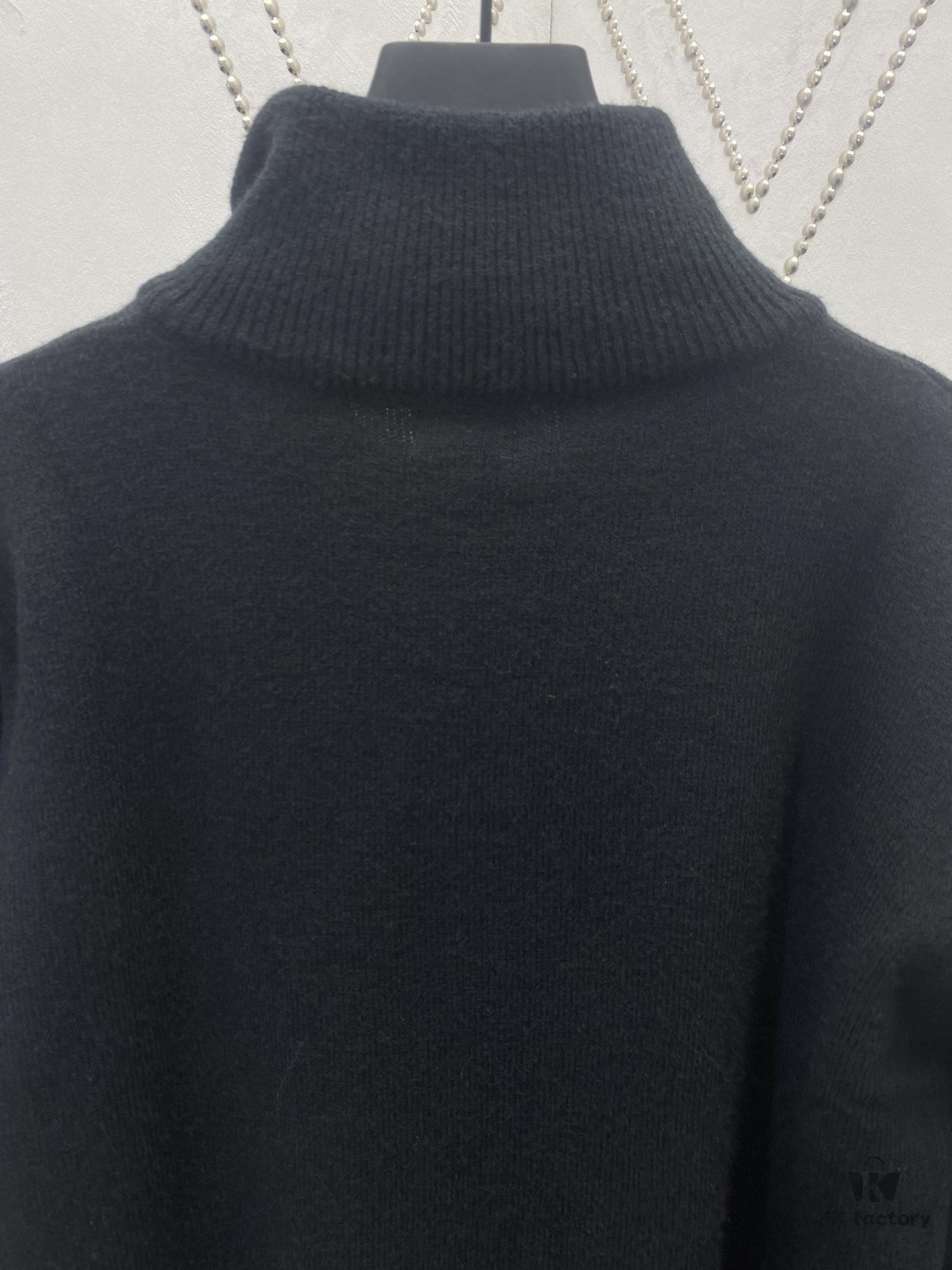 6931a1a8ccd8ab3d7af95b22 Celine 24SS Autumn-Winter New Embroidered Knitwear, Featuring Bulked Wool Blend for Soft, Comfortable Skin-Feel with Signature Triumph Arch Embroidery on Front Chest, Half-Zip Design Exudes Refined Dynamism and Effortless Elegance, Perfect for Relaxed, Comfortable Layering – Unisex Style