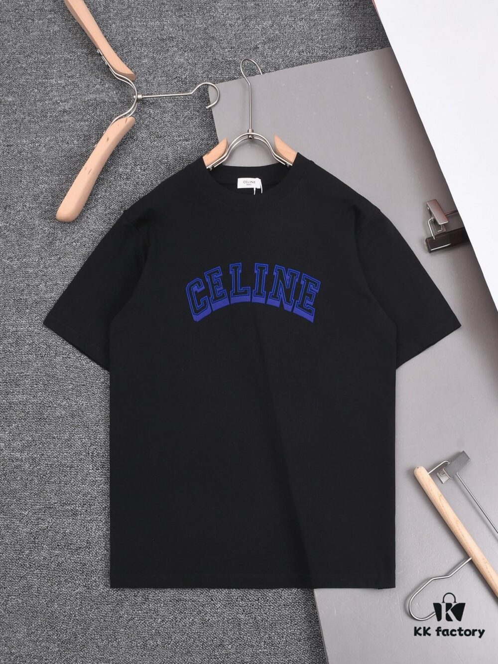 New Arrival 25S Celine Flocked Letter T-Shirt, Pre-washed Cotton Fabric, Soft and Skin-friendly, Unisex Loose Fit