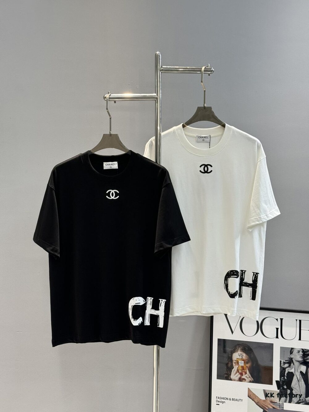 6931a1afccd8ab3d7af95ba5 CHANEL 25s New Arrival Designer T-Shirt, Unisex Limited Edition – Classic Embroidery, Premium 280g 40s Double-Yarn Smooth Cotton Fabric, Soft and Comfortable