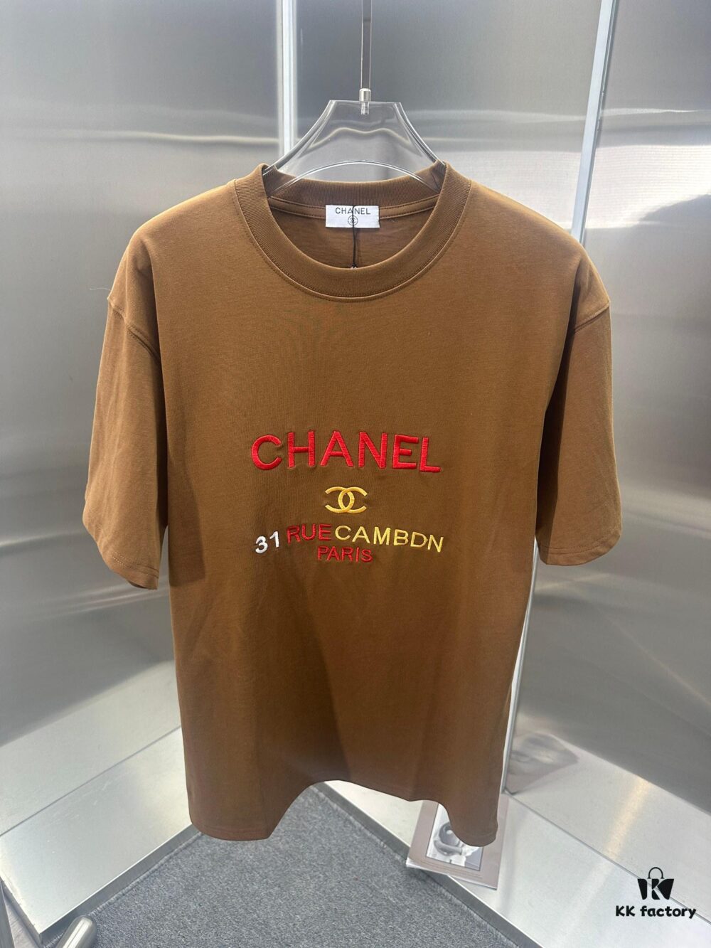 6931a1b1ccd8ab3d7af95bc5 CHANEL Embroidered Short Sleeve T-Shirt (Top-tier Version, Different from Standard Stock) Unisex Design