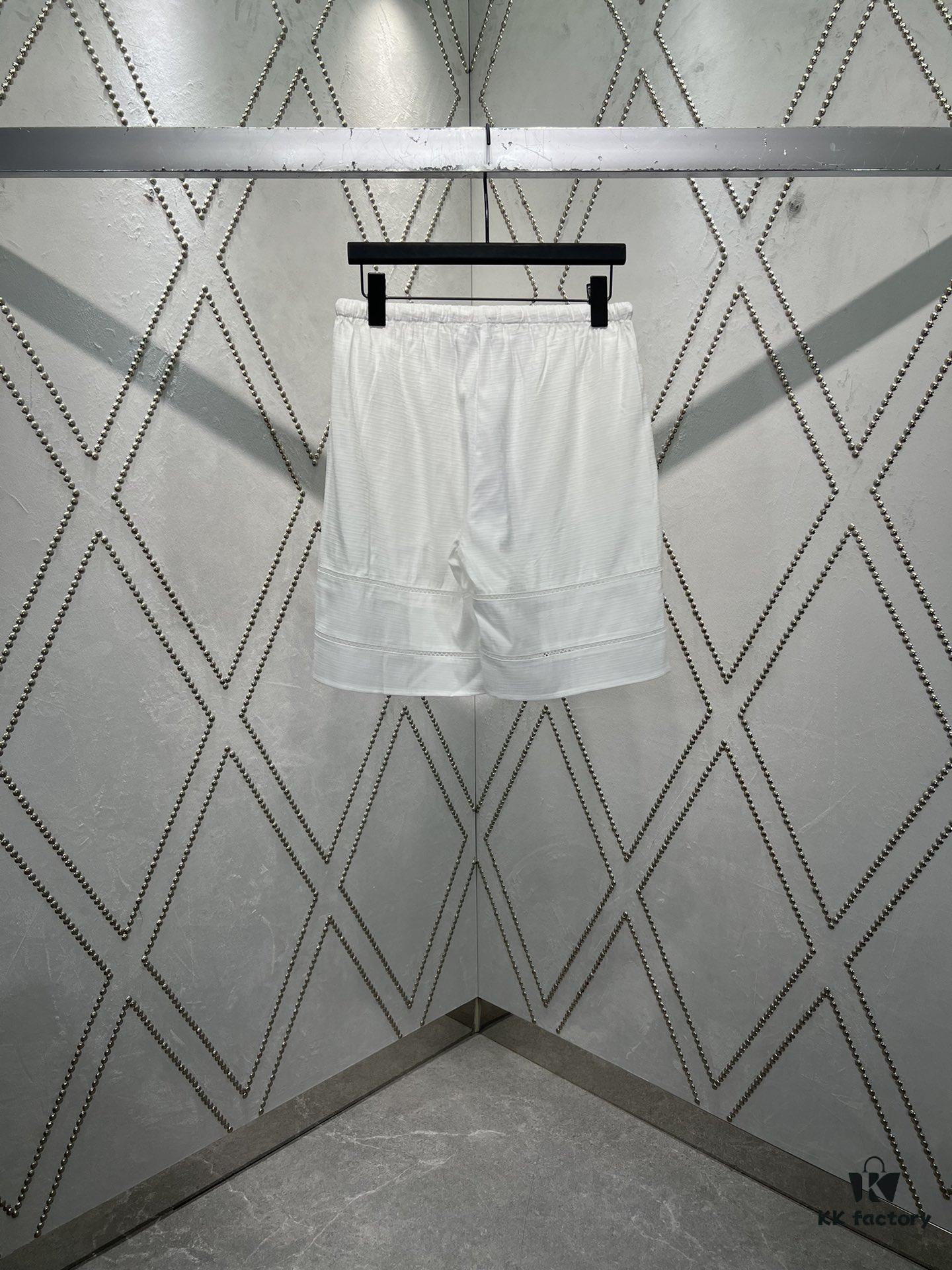 Chanel 25SS New Arrival Bermuda Shorts in Silk and Cotton Jacquard Solid Color with Openwork and Drawstring Casual Design