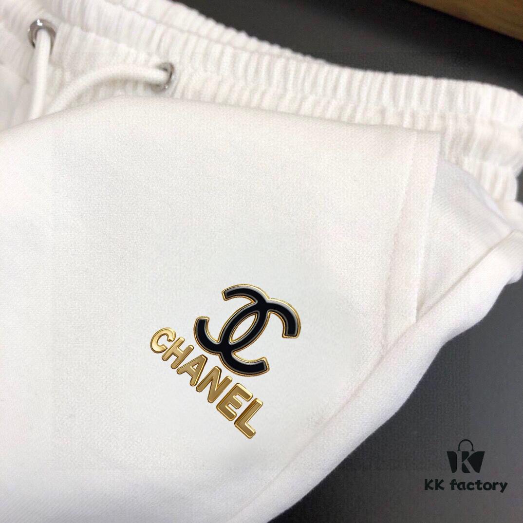 6931a1b3ccd8ab3d7af95bed CHANEL Chanel 2025 New Men's Short Sleeve T-Shirt and Shorts Set! Official Website Synchronized Sales! High-End Version Available on Market! Exquisite Soft Touch for Ultimate Comfort! Excellent Three-Dimensional Tailoring and Silhouette!