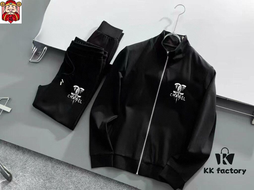 6931a1b8ccd8ab3d7af95c4a CHANEL (Perfect for Plus-Size) Hot-Selling 2025 New Arrival Cardigan Sweatshirt Set, Authentic Original Version, 100% Premium Natural Roman Cotton, Comfortable Fit, Elegant and Refined with Genuine Hardware