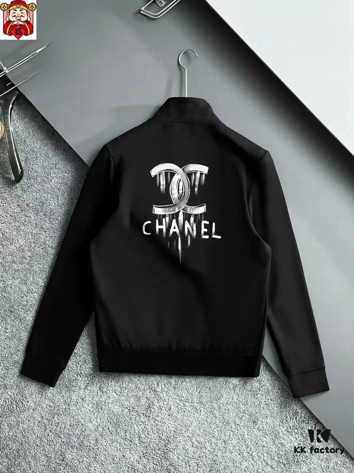 6931a1b8ccd8ab3d7af95c4c CHANEL (Perfect for Plus-Size) Hot-Selling 2025 New Arrival Cardigan Sweatshirt Set, Authentic Original Version, 100% Premium Natural Roman Cotton, Comfortable Fit, Elegant and Refined with Genuine Hardware