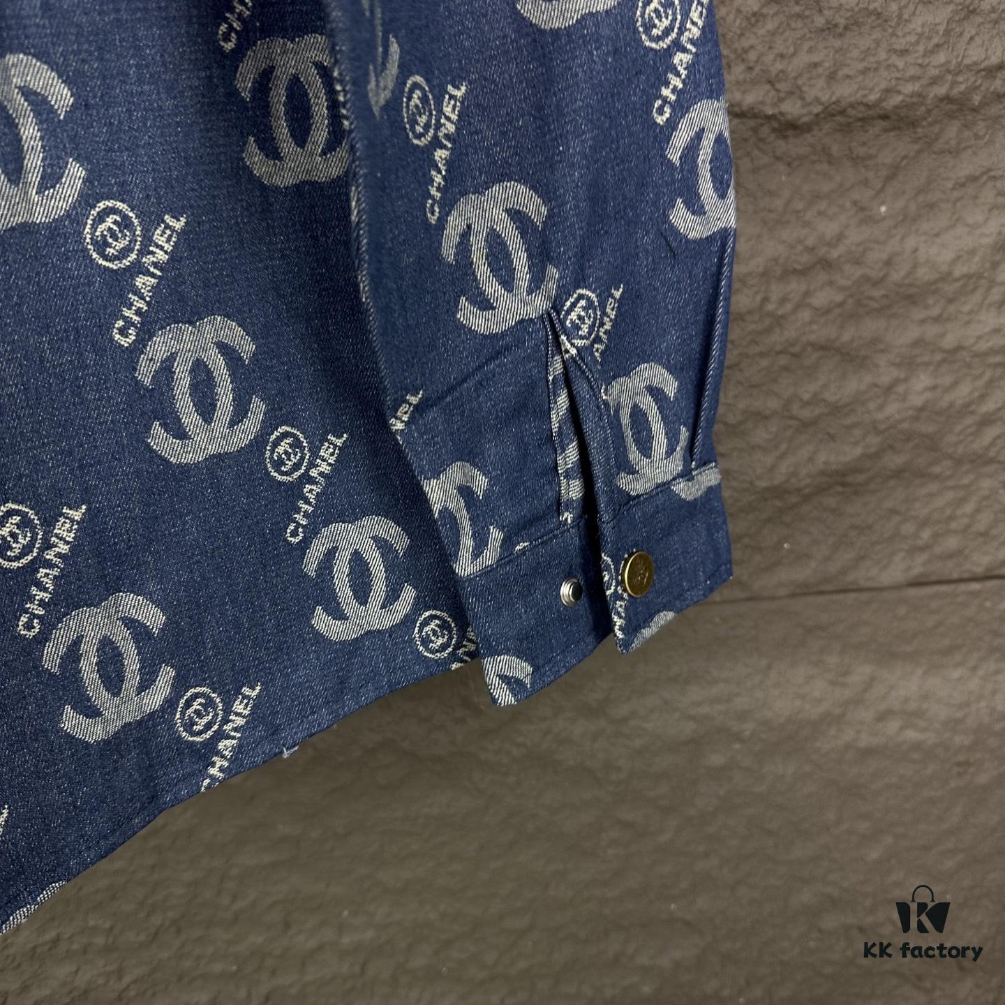 6931a1c0ccd8ab3d7af95cdb Chanel 2025 New Arrival All-Over Logo Washed Denim Jacket for Couples