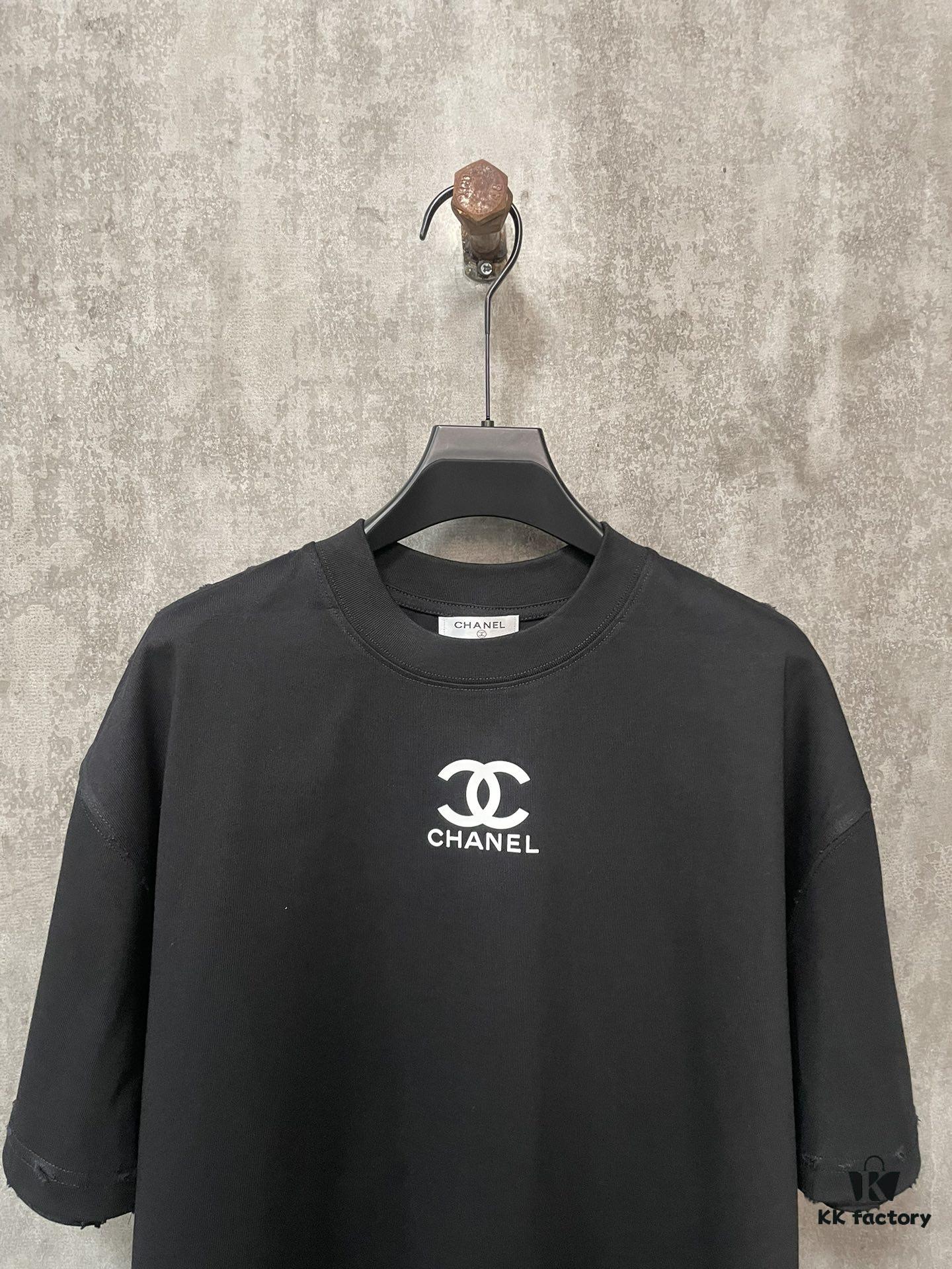 6931a1c2ccd8ab3d7af95d03 CHANEL Chanel 24SS Classic Logo Distressed Heavyweight Solid Short-Sleeve T-Shirt