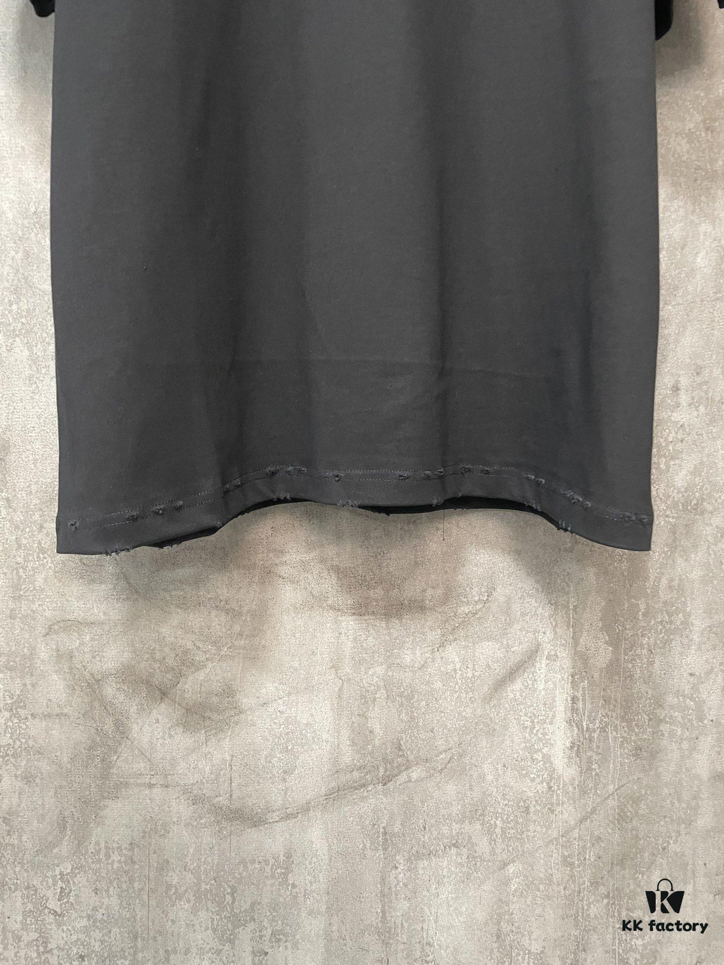 6931a1c2ccd8ab3d7af95d04 CHANEL Chanel 24SS Classic Logo Distressed Heavyweight Solid Short-Sleeve T-Shirt