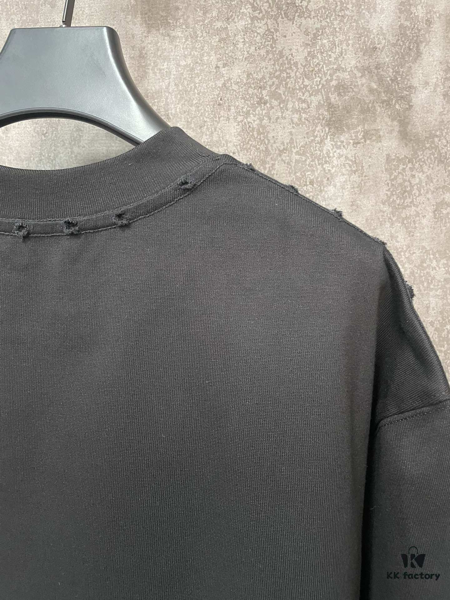 6931a1c2ccd8ab3d7af95d08 CHANEL Chanel 24SS Classic Logo Distressed Heavyweight Solid Short-Sleeve T-Shirt