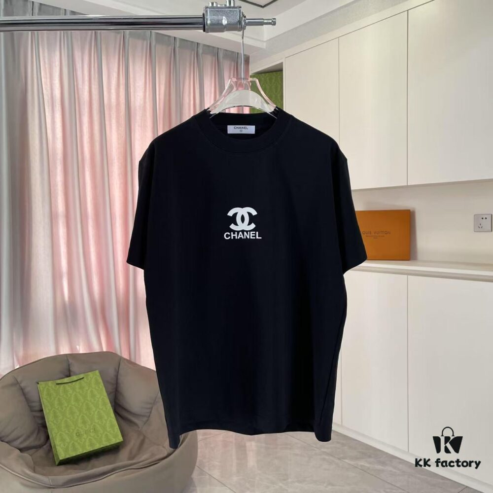 6931a1c5ccd8ab3d7af95d45 Chanel CHANEL 2025 Summer New Arrival Short Sleeve T-Shirt with 3D Silicone C Logo Print, Custom 300g Fabric, Unisex Design