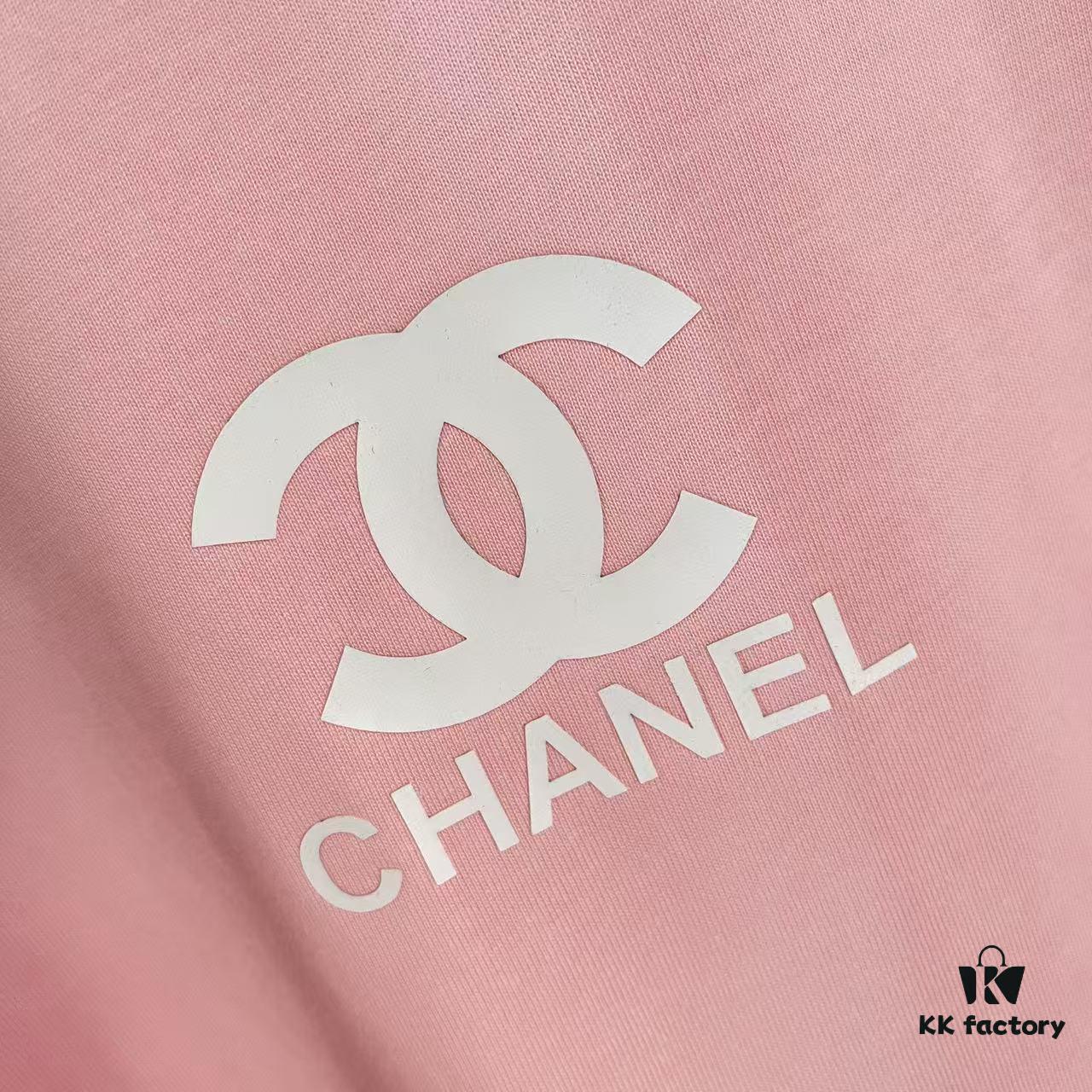 6931a1c6ccd8ab3d7af95d59 Chanel CHANEL 2025 Summer New Arrival Short Sleeve T-Shirt with 3D Silicone C Logo Print, Custom 300g Fabric, Unisex Design