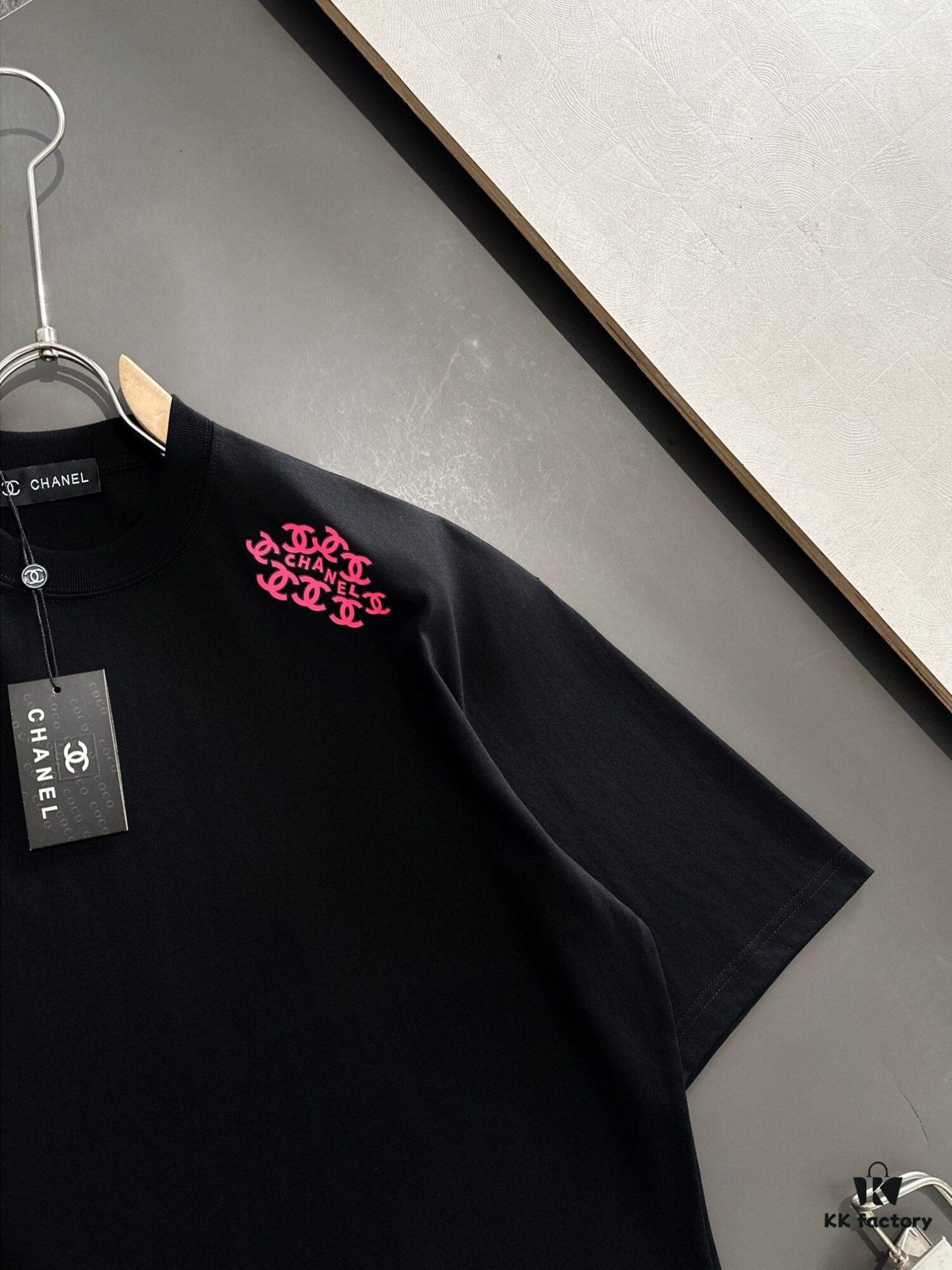 6931a1ccccd8ab3d7af95dcf CHANEL Summer New Arrival Round Neck Short Sleeve T-Shirt