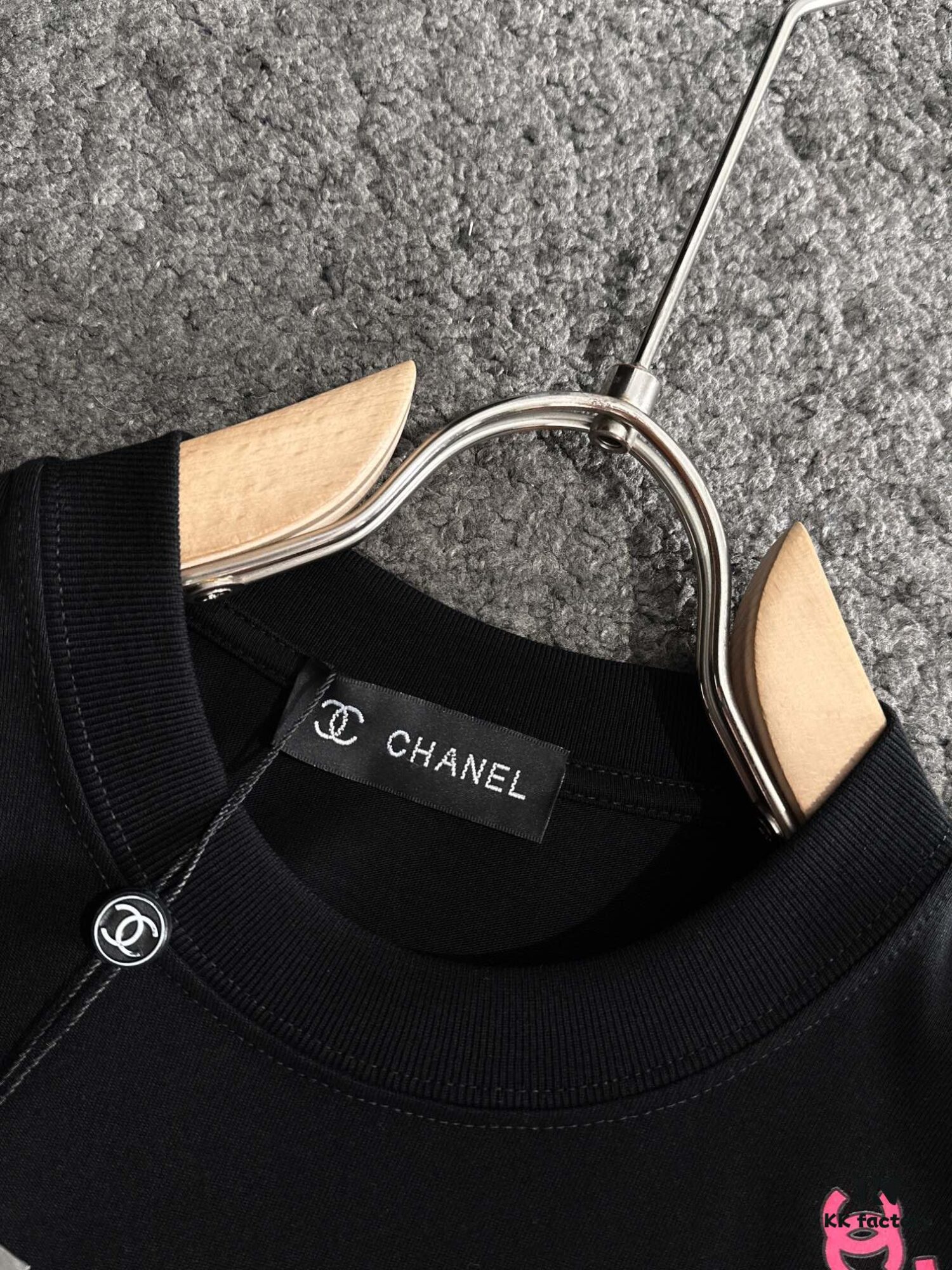6931a1ccccd8ab3d7af95dd1 CHANEL Summer New Arrival Round Neck Short Sleeve T-Shirt