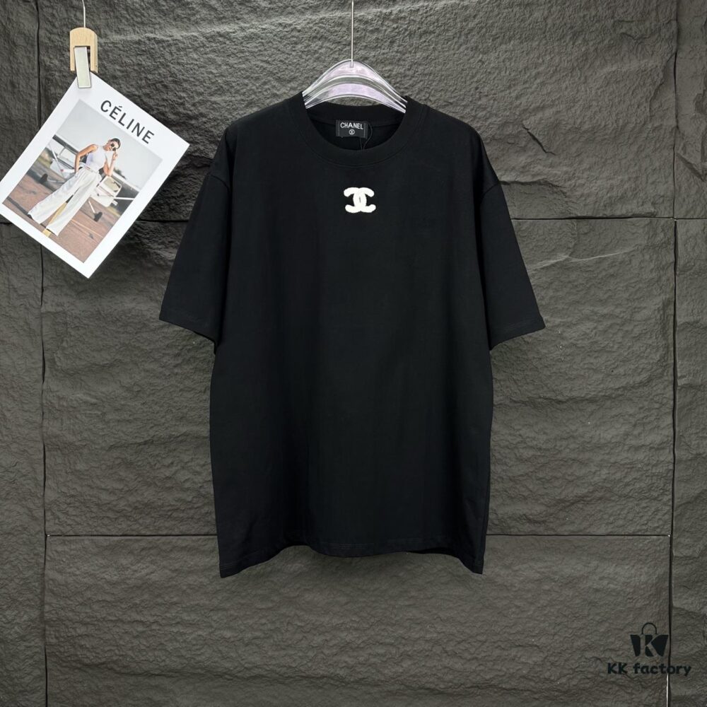 6931a1cfccd8ab3d7af95e04 Chanel 2025 New Arrival Patch Embroidery Logo Couple T-Shirt