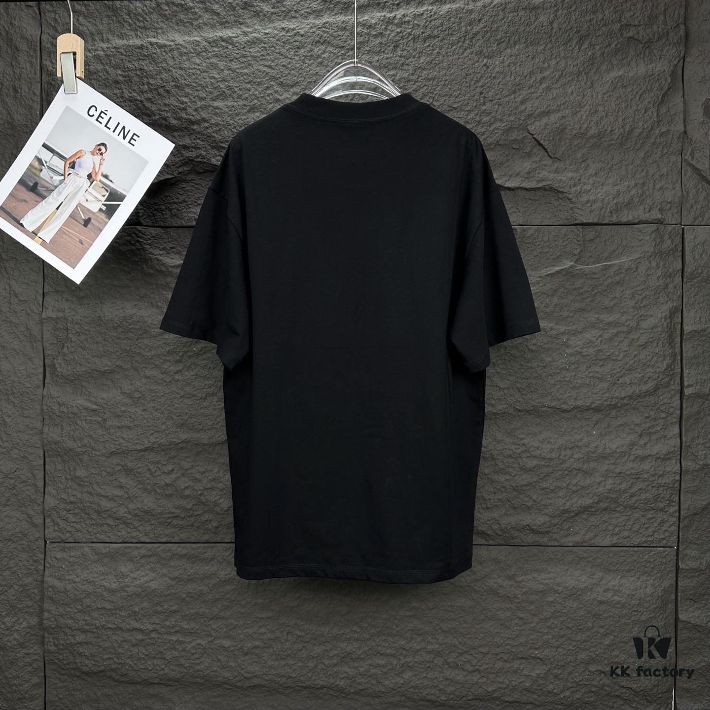 6931a1cfccd8ab3d7af95e05 Chanel 2025 New Arrival Patch Embroidery Logo Couple T-Shirt