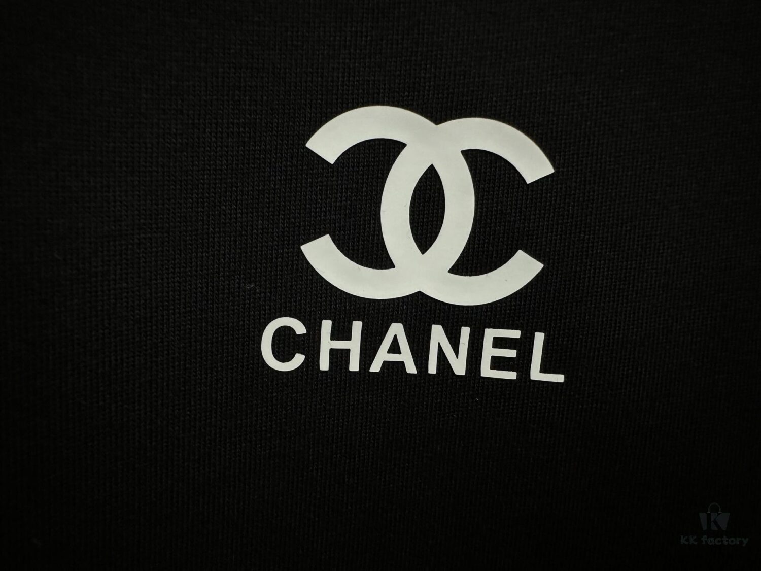 CHANEL 25SS Logo Unisex Short Sleeve T-Shirt