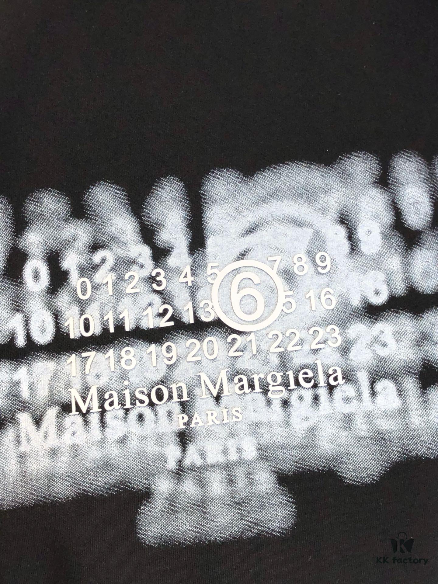 6931a1d0ccd8ab3d7af95e26 MM6 Maison Margiela 2025 Spring/Summer New Arrival Round Neck Short Sleeve T-Shirt with Dot Print and Debossed Lettering Craftsmanship, Made from 320g Double-Yarn Combed Cotton Fabric, Slightly Loose Fit, Soft and Substantial Fabric Texture, Unisex Design