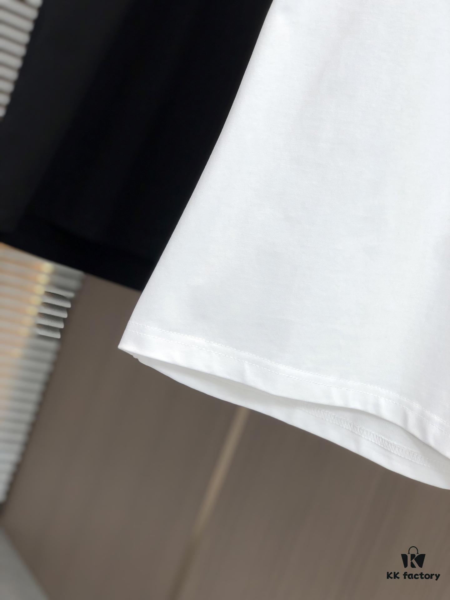 6931a1d1ccd8ab3d7af95e2c MM6 Maison Margiela 2025 Spring/Summer New Arrival Round Neck Short Sleeve T-Shirt with Dot Print and Debossed Lettering Craftsmanship, Premium 320g Double-Yarn Combed Cotton Fabric, Slightly Loose Unisex Fit