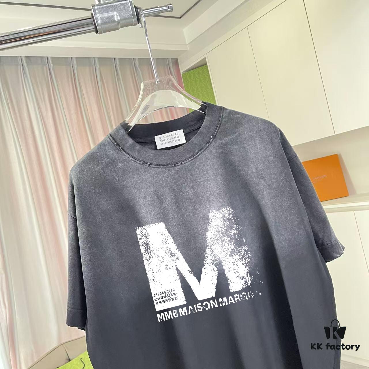 6931a1d1ccd8ab3d7af95e34 MM6 Maison Margiela 2025 Summer New Arrival Distressed Gradient Vintage Short Sleeve T-Shirt with Custom Fabric 320g and Signature Logo Print Unisex