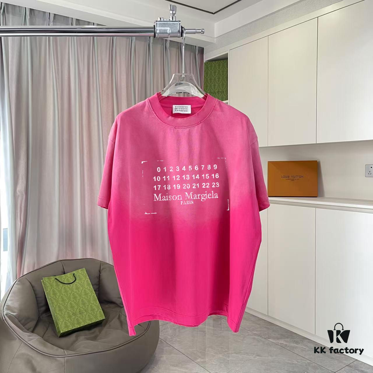 6931a1d3ccd8ab3d7af95e55 MM6 Maison Margiela 2025 Summer New Arrival Distressed Gradient Worn-Out Short Sleeve T-Shirt with Signature Logo Print, Custom 320g Fabric Unisex Design