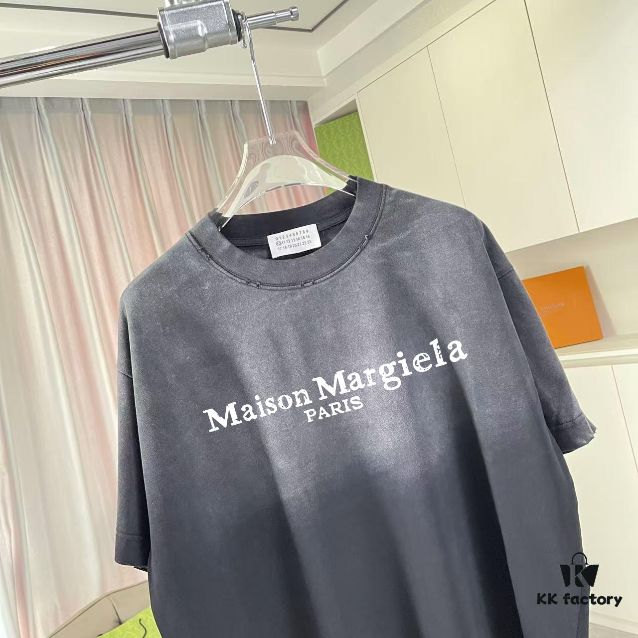 6931a1d8ccd8ab3d7af95e7c MM6 Maison Margiela 2025 Summer New Arrival Distressed Gradient Graphic Print Short-Sleeve T-Shirt Unisex Custom 320g Fabric