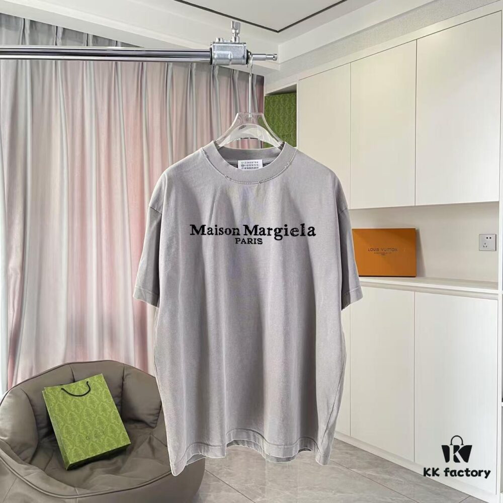 MM6 Maison Margiela 2025 Summer New Arrival Distressed Gradient Worn-Out Design with Unique Logo Print, Custom 320g Fabric Short-Sleeve T-Shirt Unisex