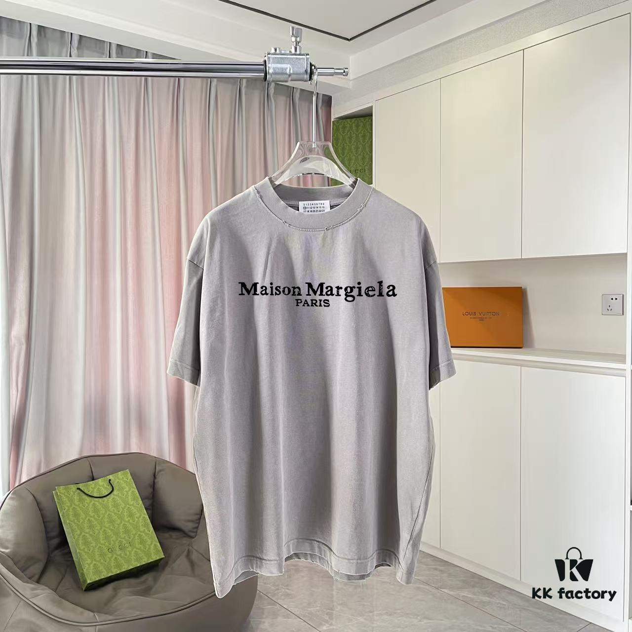 6931a1d9ccd8ab3d7af95e83 MM6 Maison Margiela 2025 Summer New Arrival Distressed Gradient Worn-Out Design with Unique Logo Print, Custom 320g Fabric Short-Sleeve T-Shirt Unisex