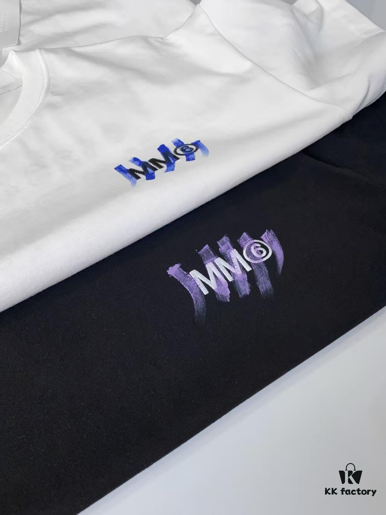 6931a1daccd8ab3d7af95e95 25ss Maison Margiela Hand-Painted Letter Embroidery T-Shirt, Inspired by 80s Retro Style, Premium 310g Dyed Fabric, Short Sleeve Unisex Tee