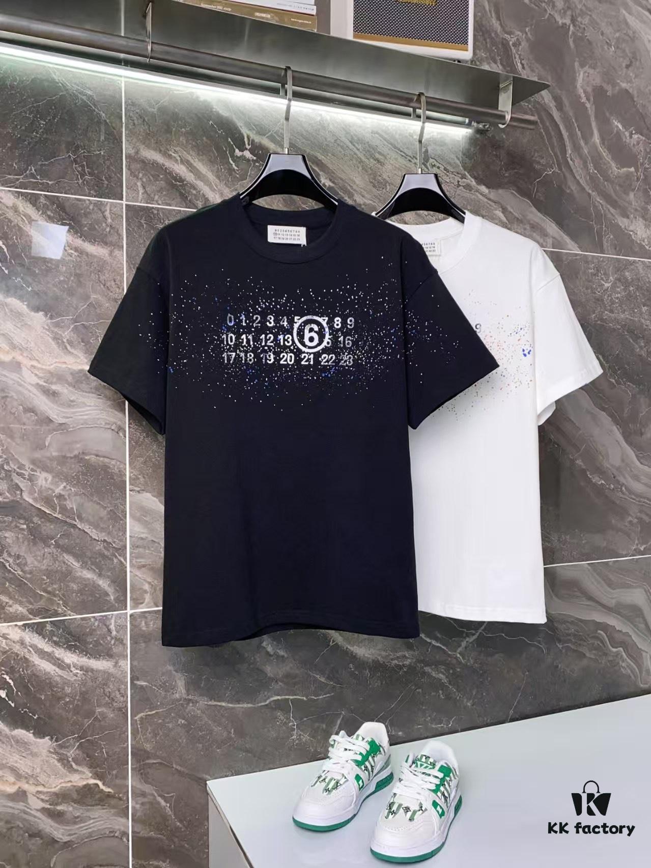 6931a1daccd8ab3d7af95e99 25ss Maison Margiela Hand-painted Logo T-Shirt, Inspired by 80s Retro Aesthetic, Premium 310g Dyed Fabric, Short Sleeve Unisex Tee