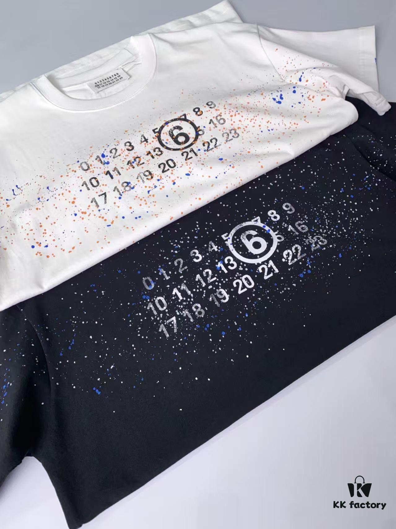 6931a1dbccd8ab3d7af95e9f 25ss Maison Margiela Hand-painted Logo T-Shirt, Inspired by 80s Retro Aesthetic, Premium 310g Dyed Fabric, Short Sleeve Unisex Tee
