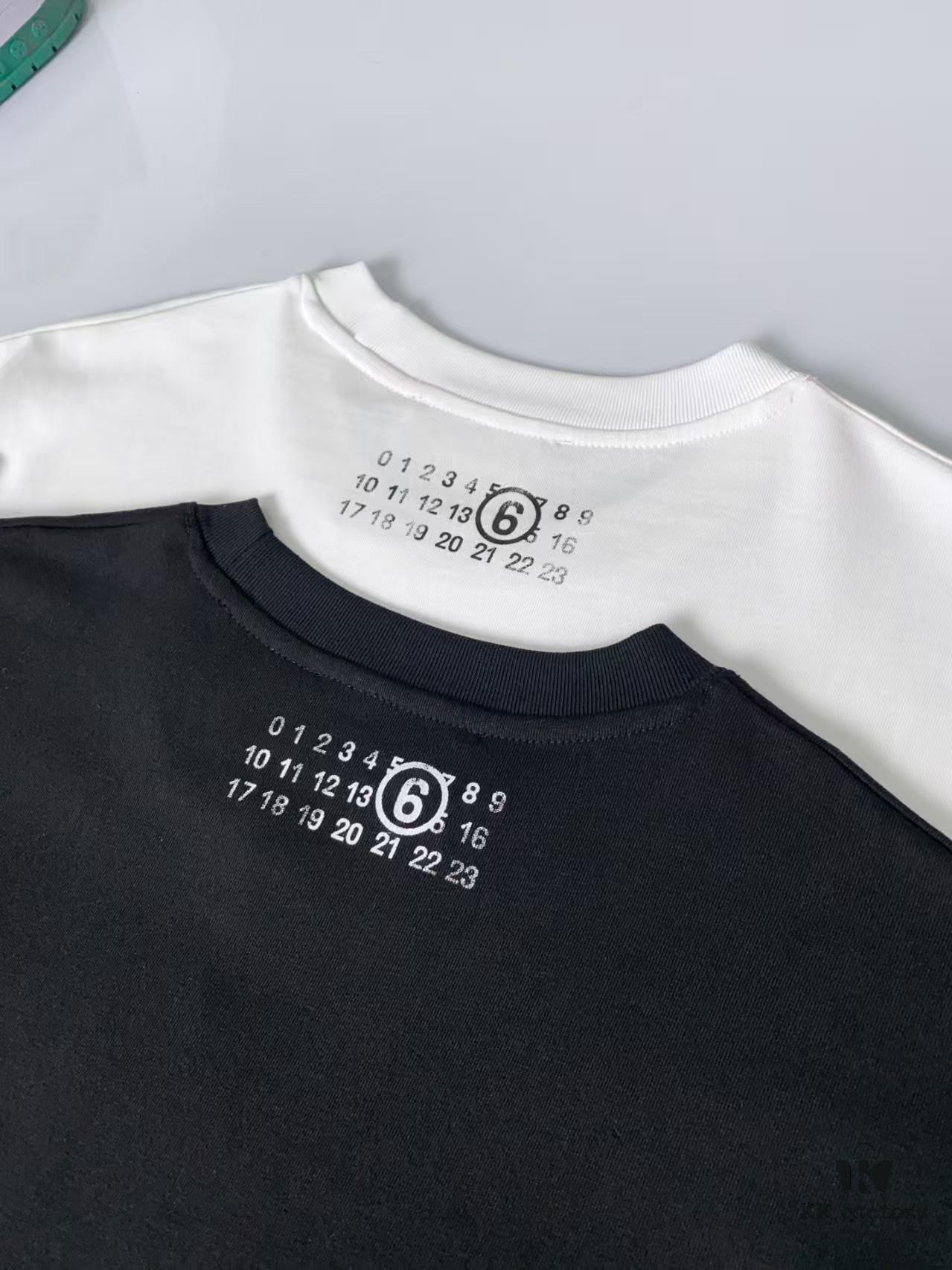 6931a1dbccd8ab3d7af95ea1 25ss Maison Margiela Hand-painted Logo T-Shirt, Inspired by 80s Retro Aesthetic, Premium 310g Dyed Fabric, Short Sleeve Unisex Tee
