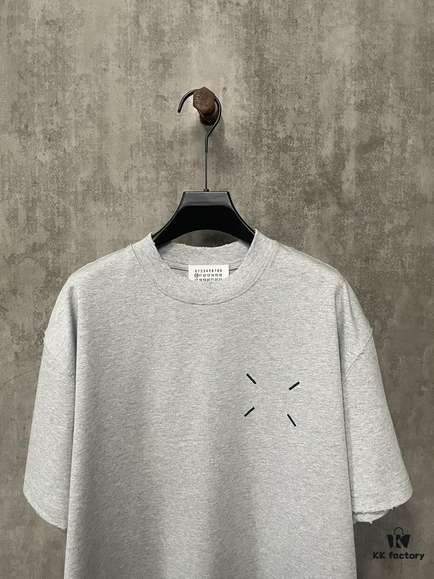 6931a1e2ccd8ab3d7af95f2b MM6 Maison Margiela 24SS Foam Logo Print Heavyweight Short Sleeve T-Shirt in 380g Cotton