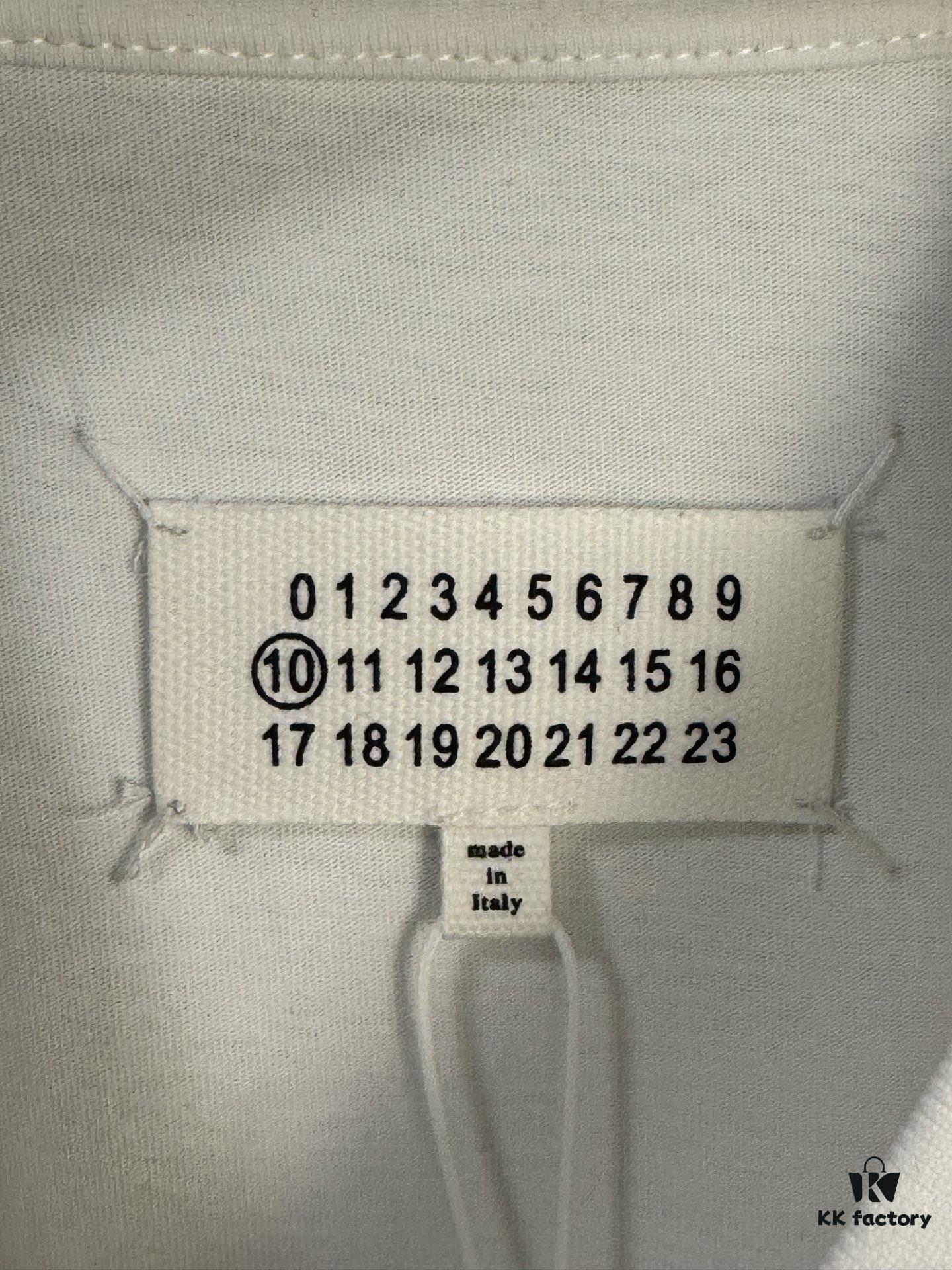 6931a1e6ccd8ab3d7af95f79 High-End Maison Margiela Irregular Number Tape Short Sleeve T-Shirt 2025