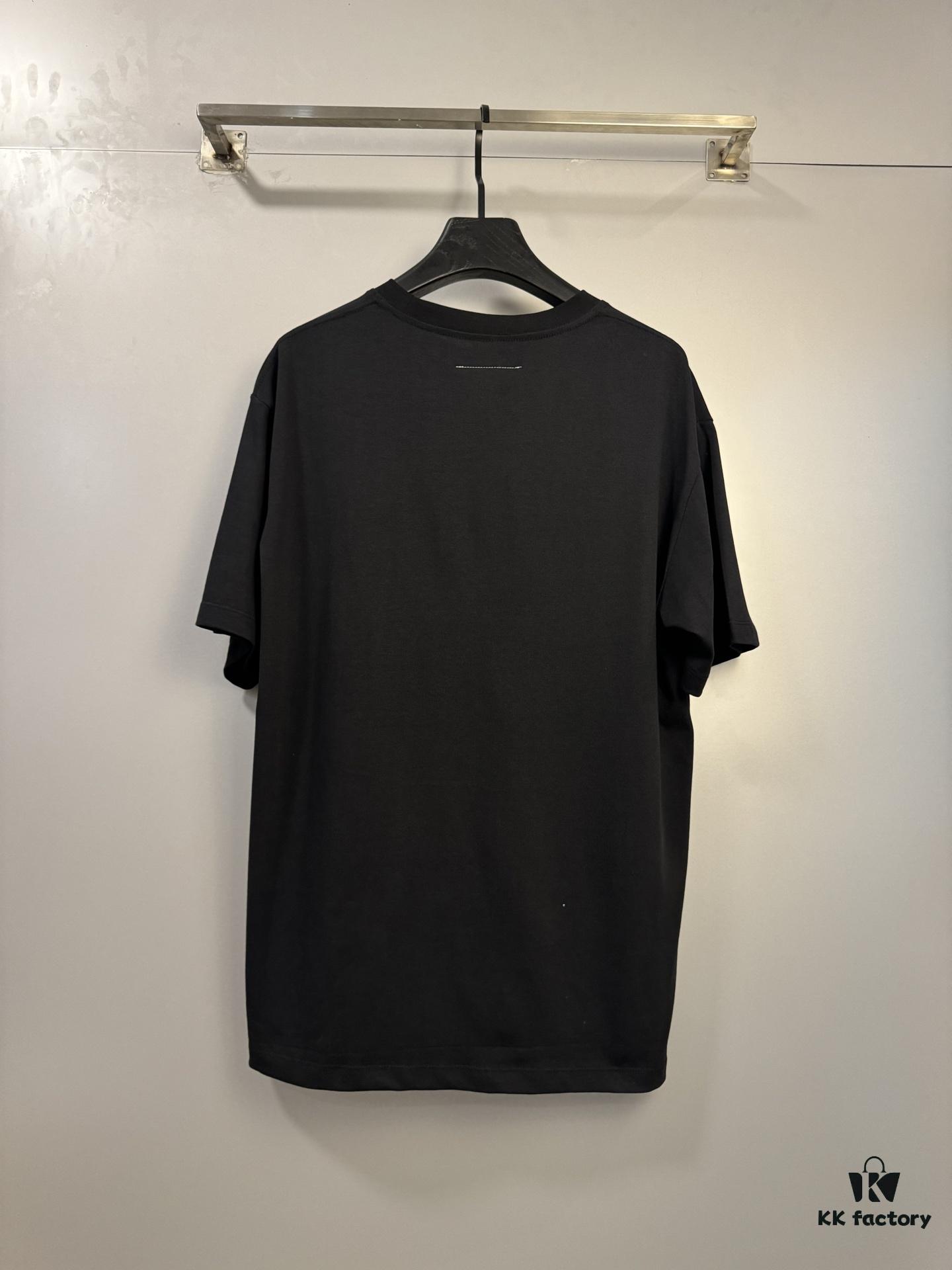 6931a1e8ccd8ab3d7af95f9b High-End Maison Margiela 2025 Limited Edition Snake Year Cracked Letter Number Short Sleeve T-Shirt