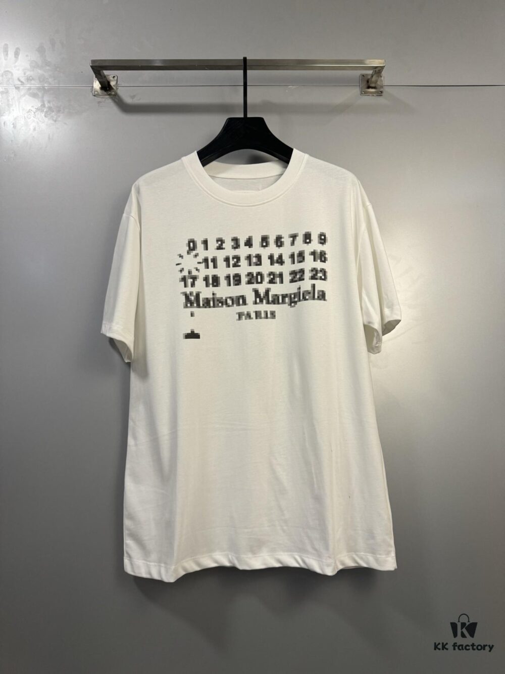 6931a1e8ccd8ab3d7af95f9d High-End Version Maison Margiela 2024 Digital Direct Printing Mosaic Number Calendar Short Sleeve T-Shirt