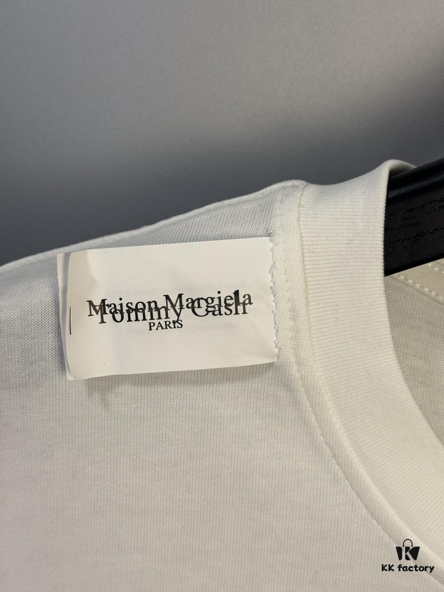 6931a1e8ccd8ab3d7af95fa7 High-End Maison Margiela x Tommy Cash Embroidered Logo Short Sleeve T-Shirt